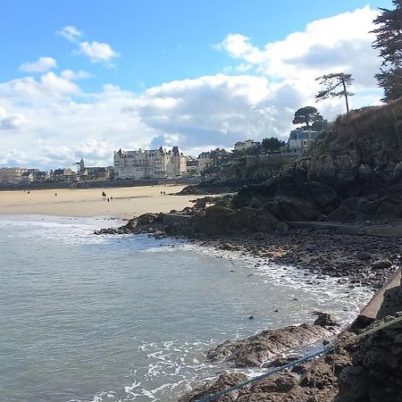 La Maison Des Couleurs Saint-Lunaire Bagian luar foto