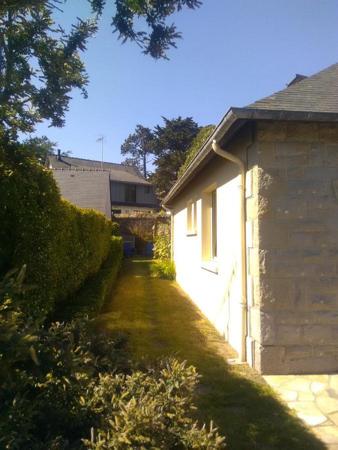 La Maison Des Couleurs Saint-Lunaire Bagian luar foto